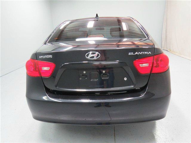 Hyundai Elantra 2009 photo 2