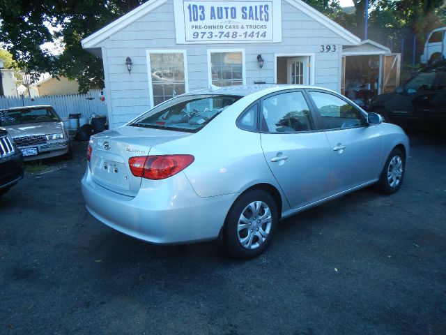 Hyundai Elantra 2009 photo 1