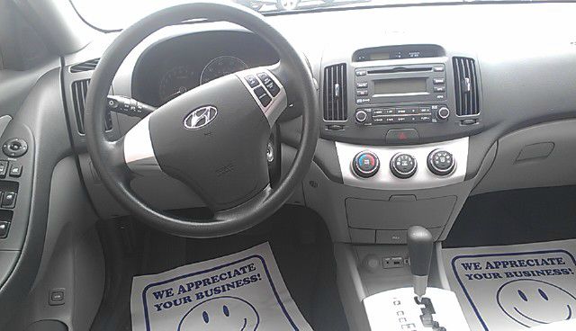 Hyundai Elantra 2009 photo 4