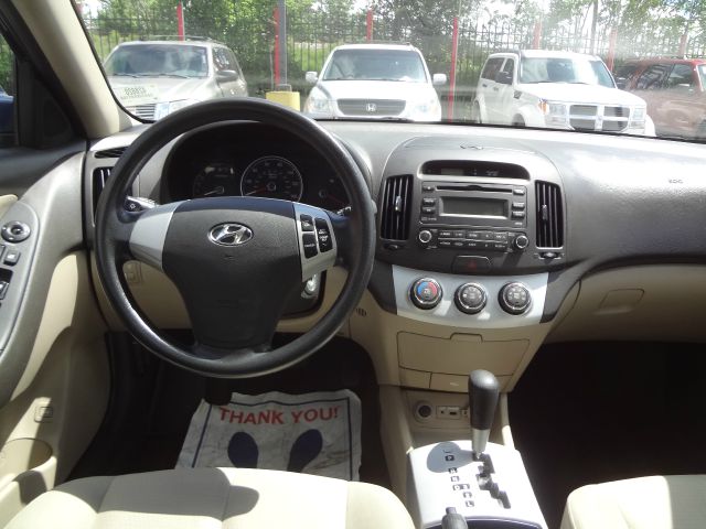 Hyundai Elantra 2009 photo 15