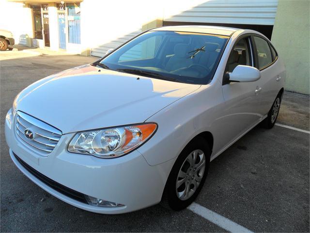 Hyundai Elantra 2010 photo 2