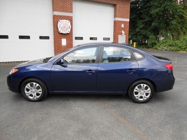 Hyundai Elantra 2010 photo 1