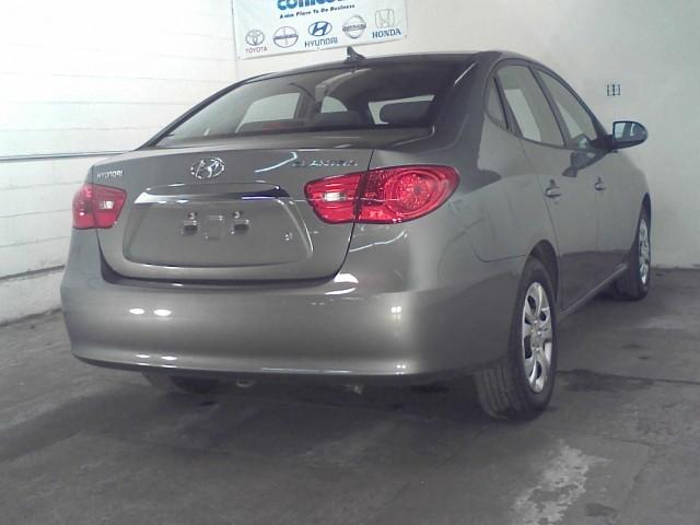 Hyundai Elantra 2010 photo 4