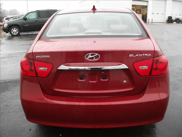 Hyundai Elantra 2010 photo 3