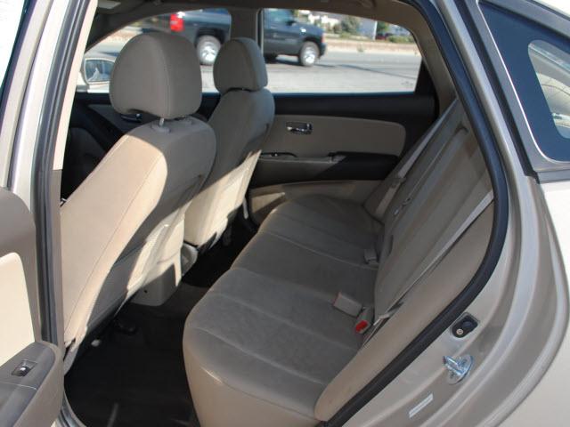 Hyundai Elantra 2010 photo 3