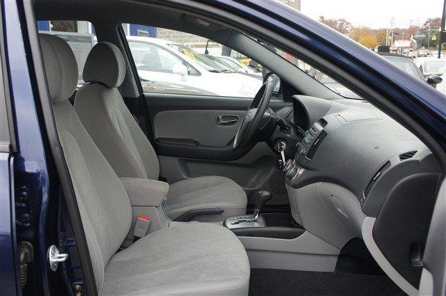 Hyundai Elantra 2010 photo 3