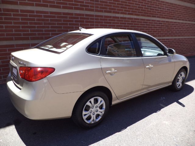 Hyundai Elantra 2010 photo 5