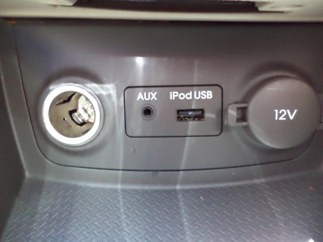 Hyundai Elantra 2010 photo 9