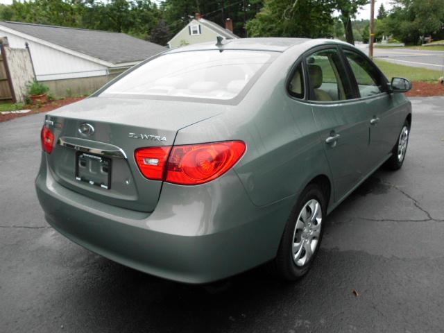 Hyundai Elantra 2010 photo 2