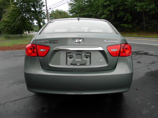 Hyundai Elantra 2010 photo 3