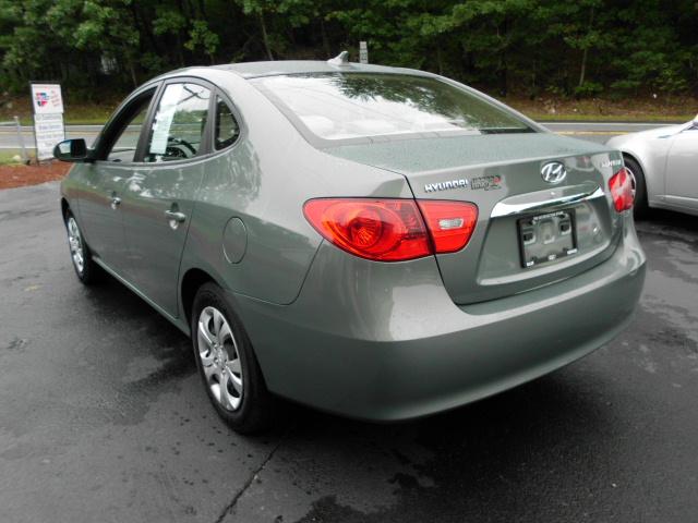 Hyundai Elantra 2010 photo 4