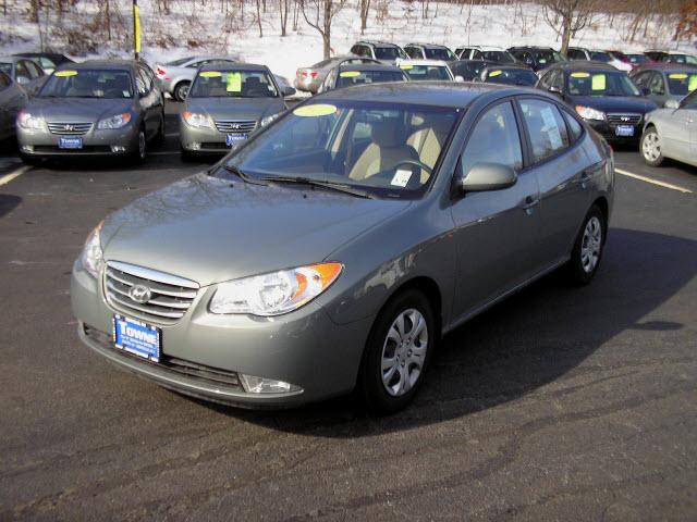 Hyundai Elantra 2010 photo 1