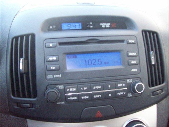 Hyundai Elantra 2010 photo 8