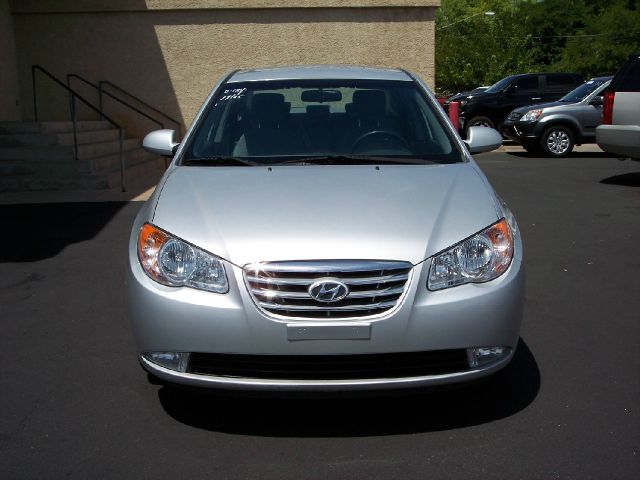 Hyundai Elantra 2010 photo 1