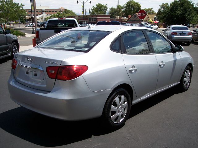 Hyundai Elantra 2010 photo 3