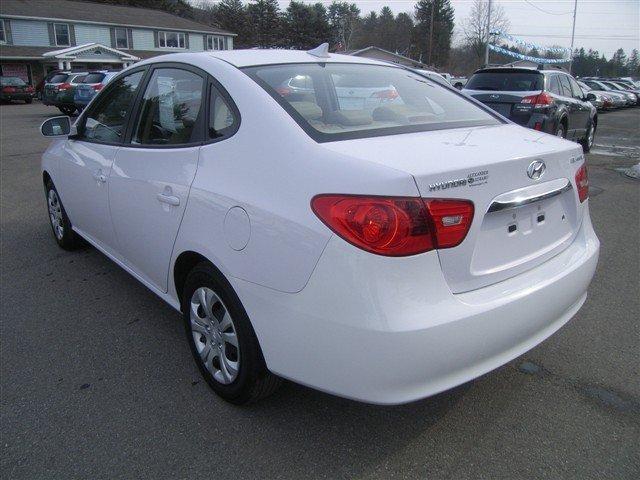 Hyundai Elantra 2010 photo 4