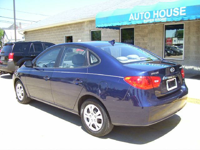 Hyundai Elantra 2010 photo 10