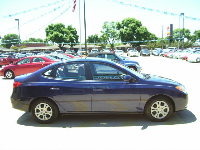 Hyundai Elantra 2010 photo 16