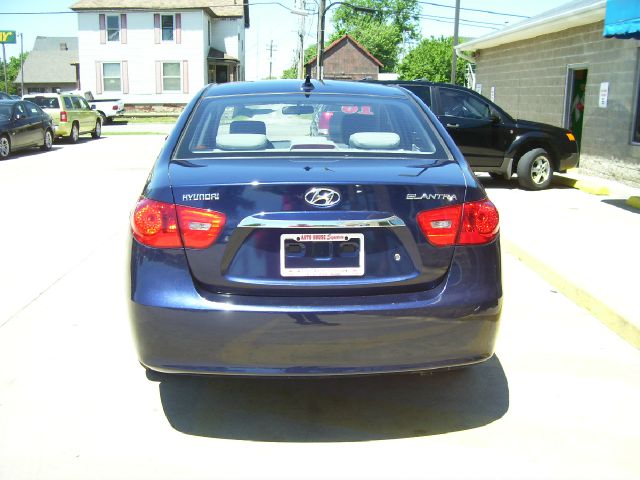 Hyundai Elantra 2010 photo 5