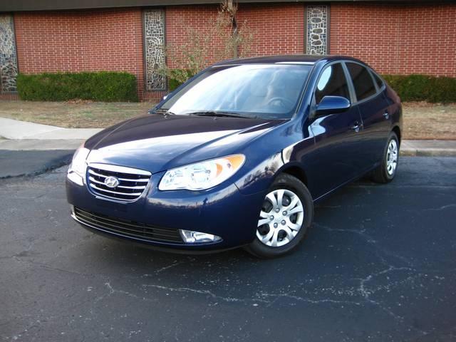 Hyundai Elantra 2010 photo 2