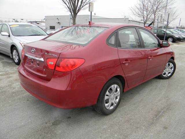 Hyundai Elantra 2010 photo 4