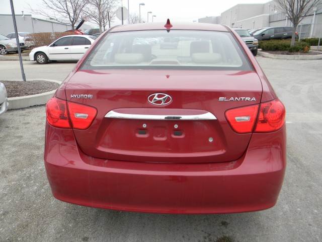 Hyundai Elantra 2010 photo 5