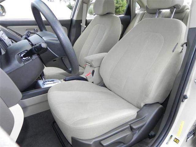 Hyundai Elantra 2010 photo 4