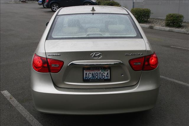 Hyundai Elantra 2010 photo 5