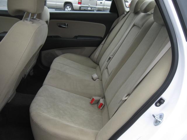 Hyundai Elantra 2010 photo 4