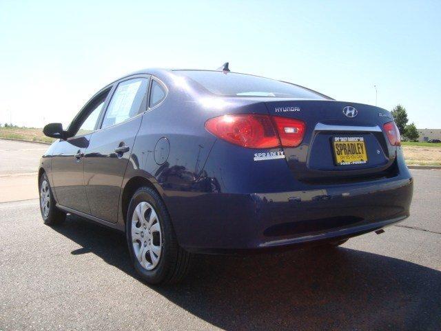 Hyundai Elantra 2010 photo 1