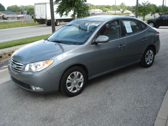 Hyundai Elantra 2010 photo 2