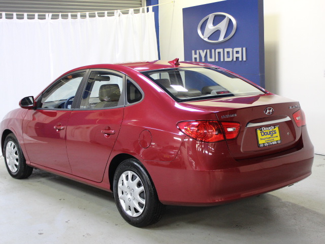 Hyundai Elantra 2010 photo 1