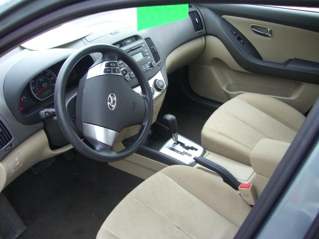 Hyundai Elantra 2010 photo 2