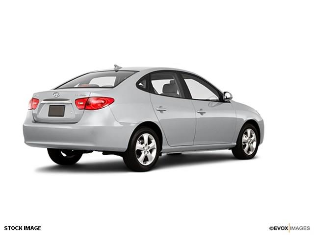 Hyundai Elantra 2010 photo 2