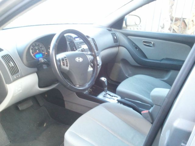 Hyundai Elantra 2010 photo 6