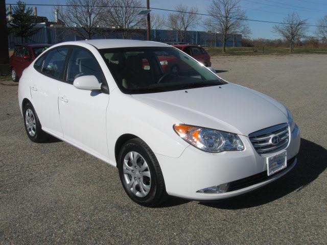 Hyundai Elantra 2010 photo 2