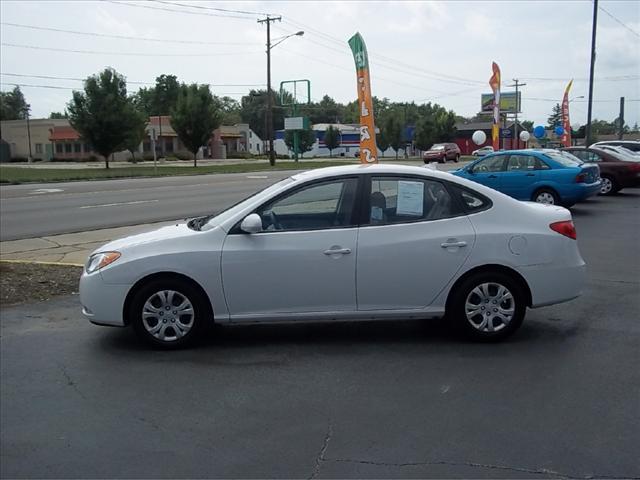 Hyundai Elantra 2010 photo 2