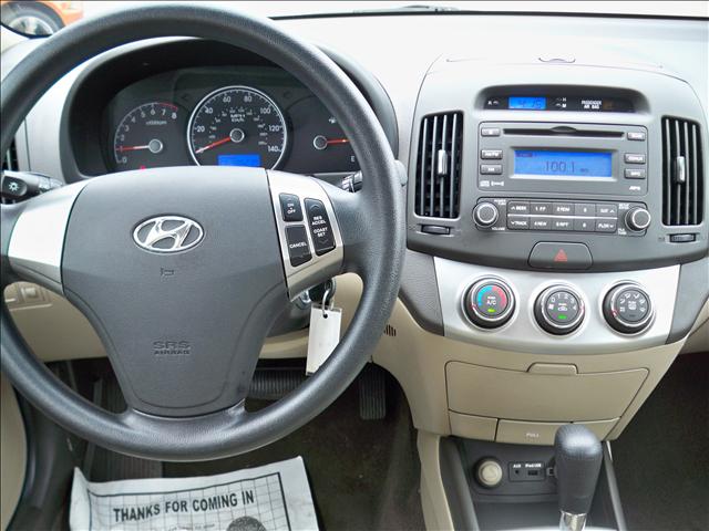 Hyundai Elantra 2010 photo 3