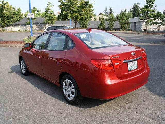 Hyundai Elantra 2010 photo 2