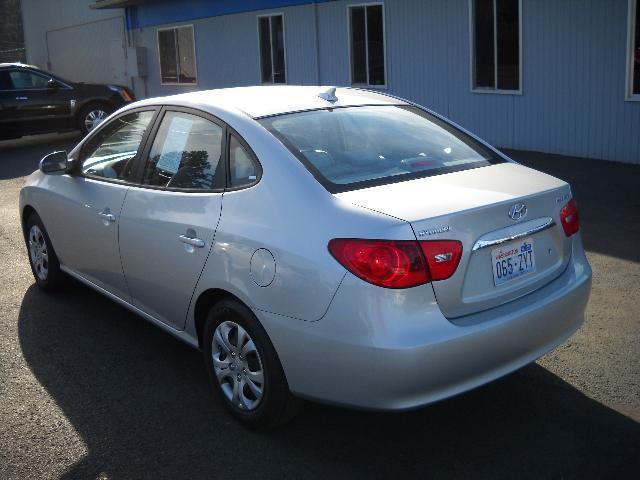 Hyundai Elantra 2010 photo 2