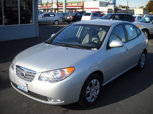 Hyundai Elantra 2010 photo 3