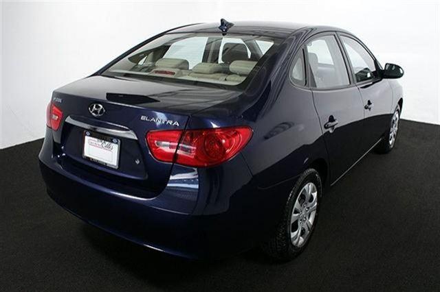 Hyundai Elantra 2010 photo 4