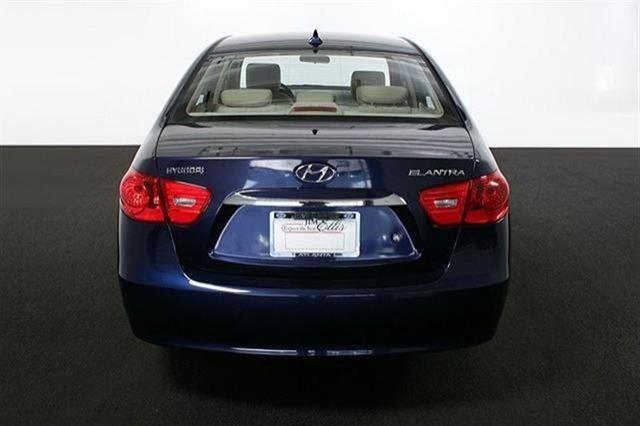 Hyundai Elantra 2010 photo 5