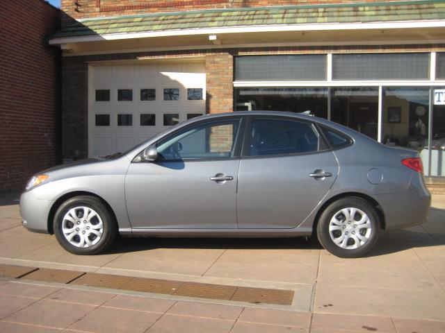 Hyundai Elantra 2010 photo 1