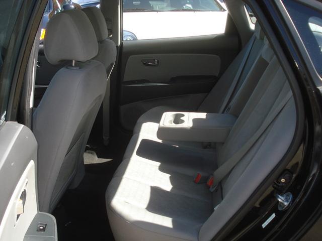 Hyundai Elantra 2010 photo 3