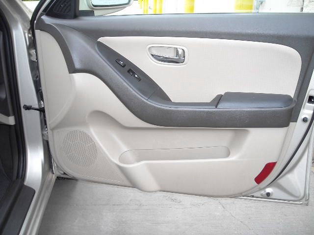 Hyundai Elantra 2010 photo 2