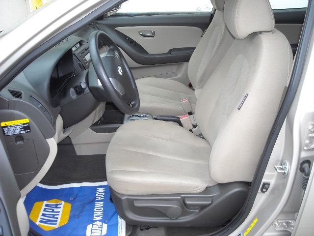 Hyundai Elantra 2010 photo 4