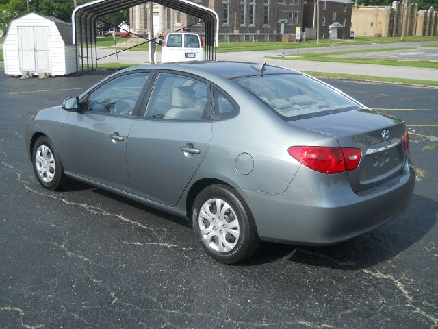 Hyundai Elantra 2010 photo 3