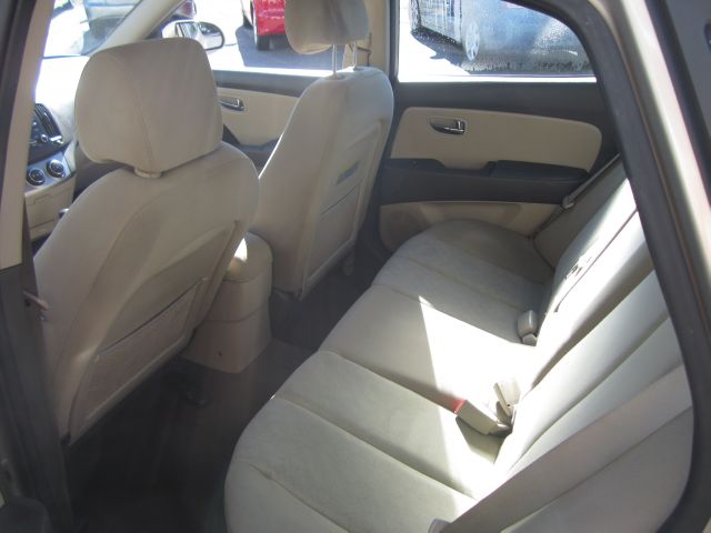 Hyundai Elantra 2010 photo 2