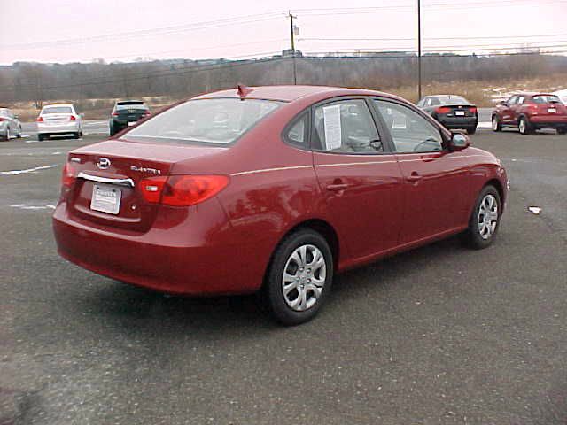 Hyundai Elantra 2010 photo 2